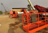 JLG BOOM LIFT 860SJ 2011