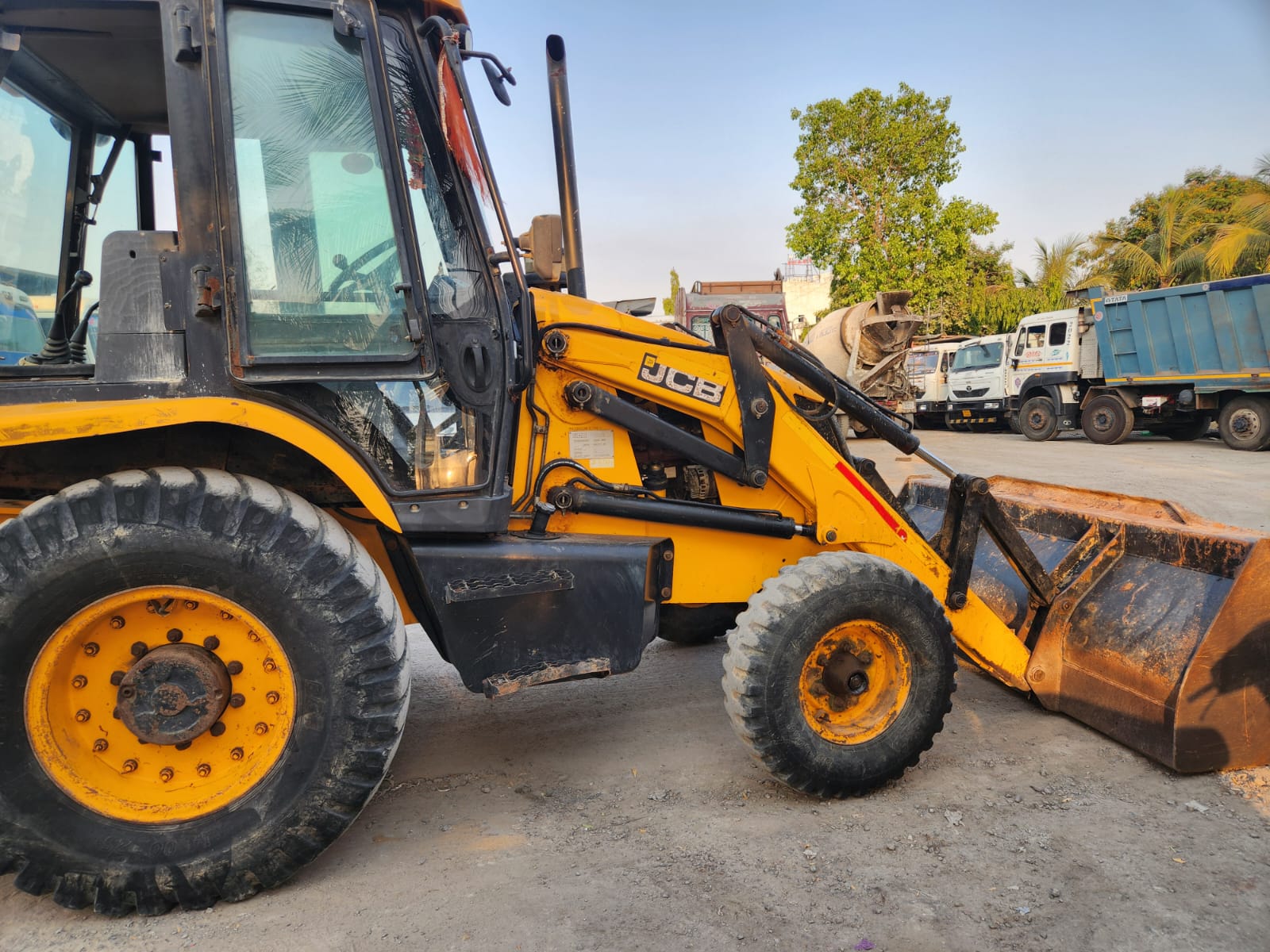 JCB BACKHOE 3DX 2019