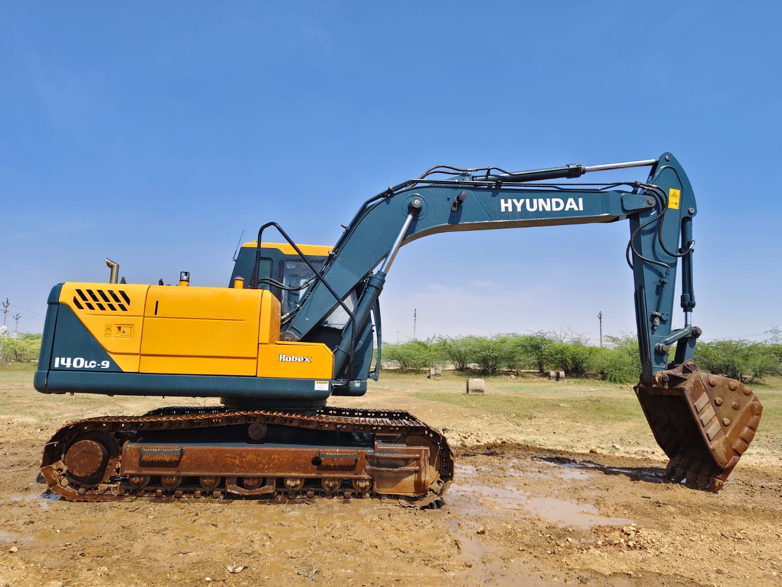 HYUNDAI EXCAVATOR R140LC-9 2022