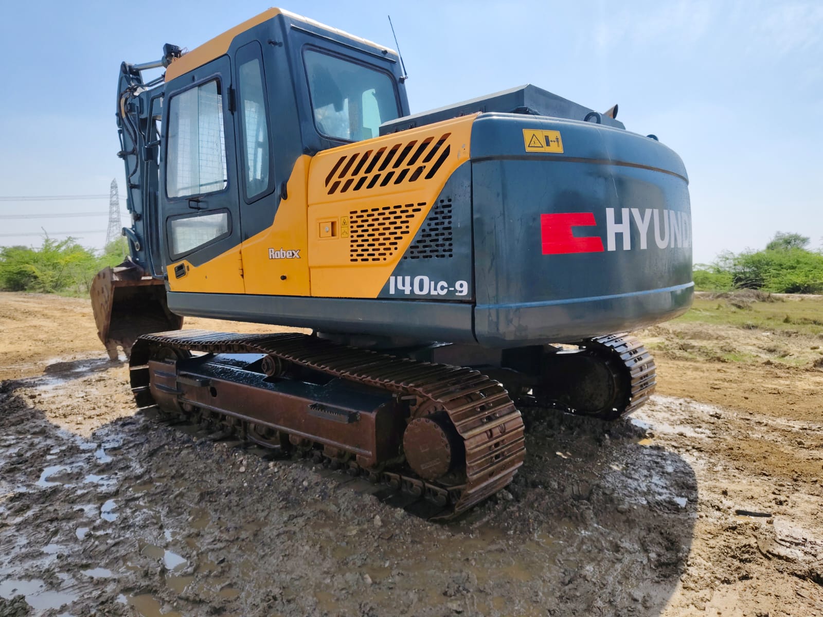 HYUNDAI EXCAVATOR R140LC-9 2022
