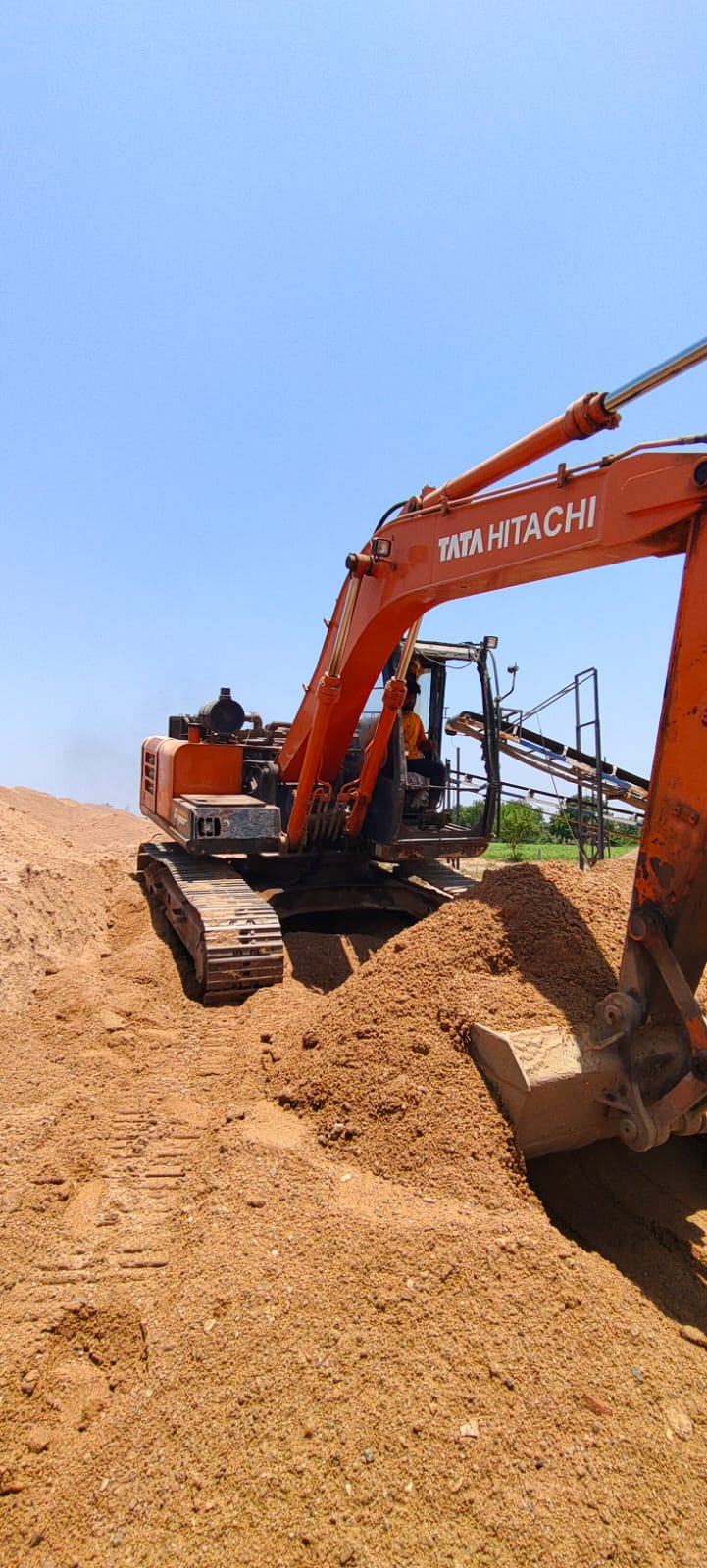TATA HITACHI EXCAVATOR EX110 2019