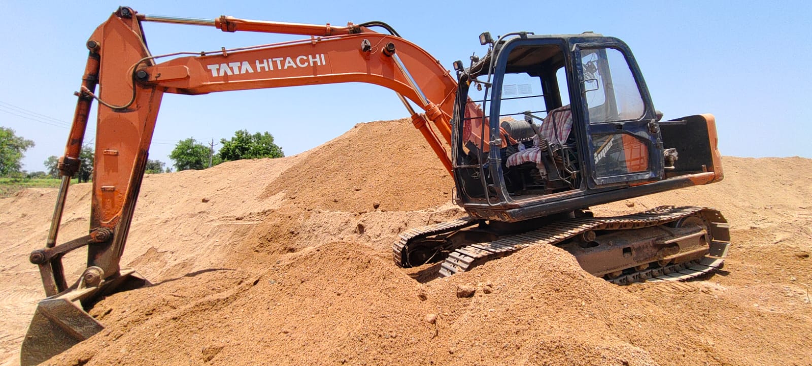 TATA HITACHI EXCAVATOR EX110 2019
