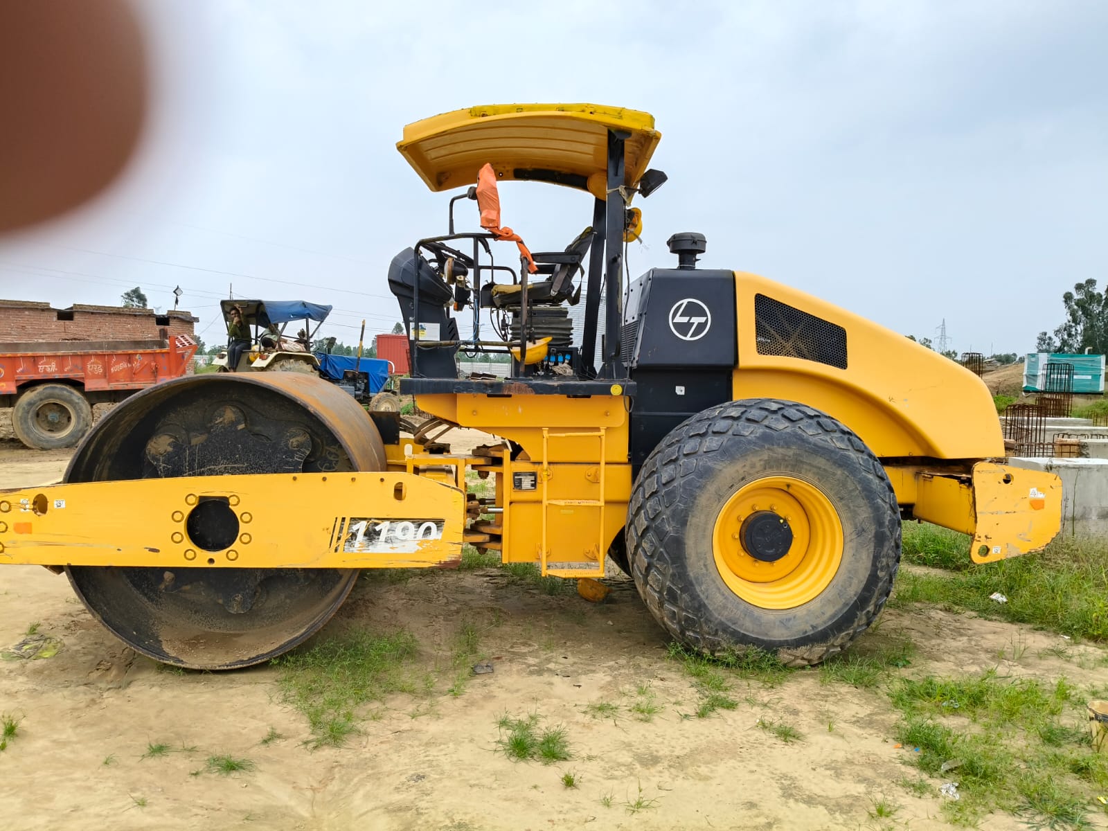 L&T SINGLE DRUM ROLLER 1190 2020