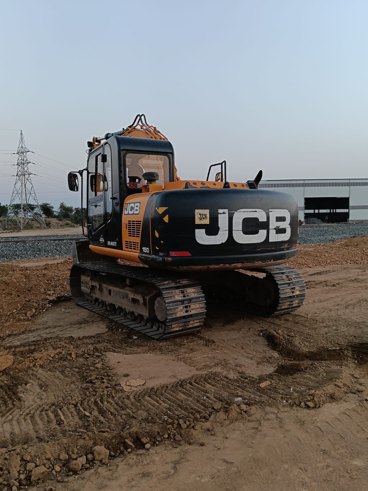 JCB EXCAVATOR JS150 2022