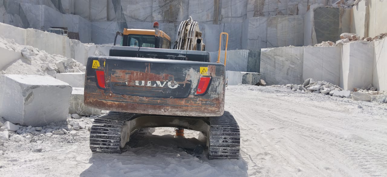 VOLVO EXCAVATOR EC210D 2018