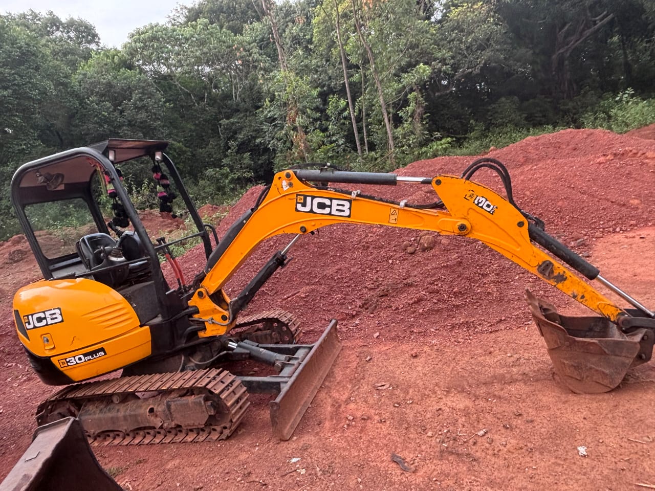 JCB EXCAVATOR MINI 30 PLUS 2022