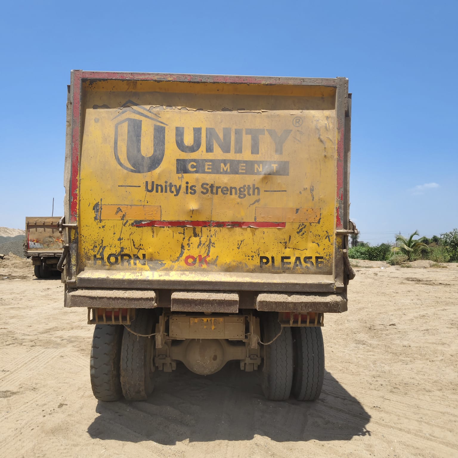 ASHOK LEYLAND DUMP TRUCK 4825.TK 2022