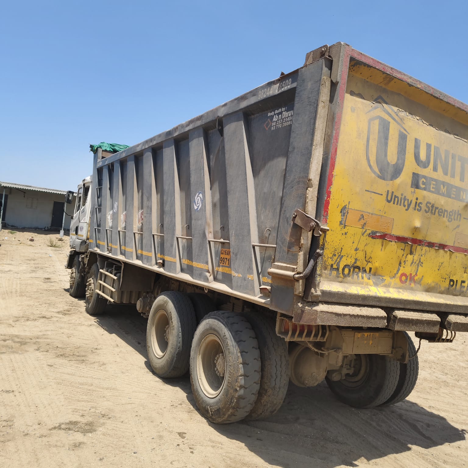 ASHOK LEYLAND DUMP TRUCK 4825.TK 2022