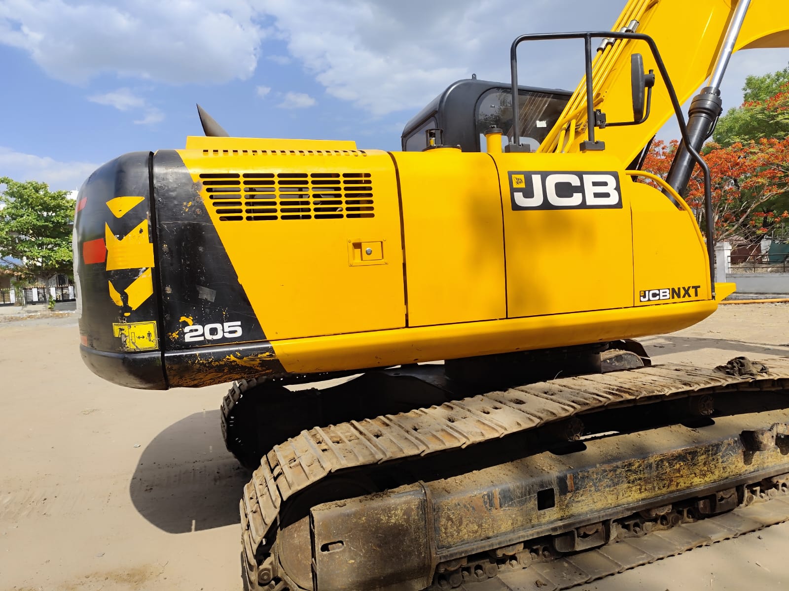 JCB EXCAVATOR JS205 2024
