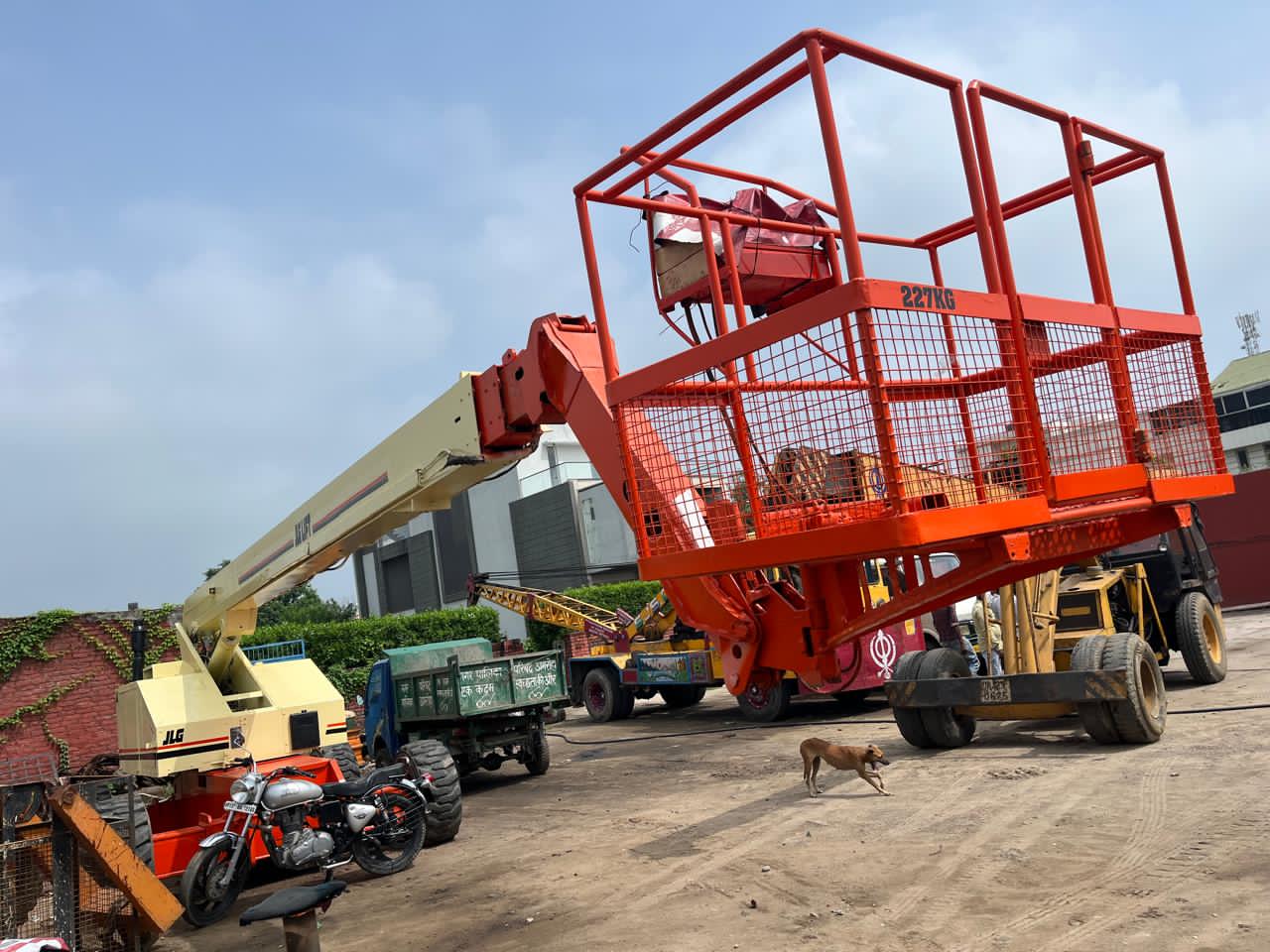 JLG BOOM LIFT 80HX 2002