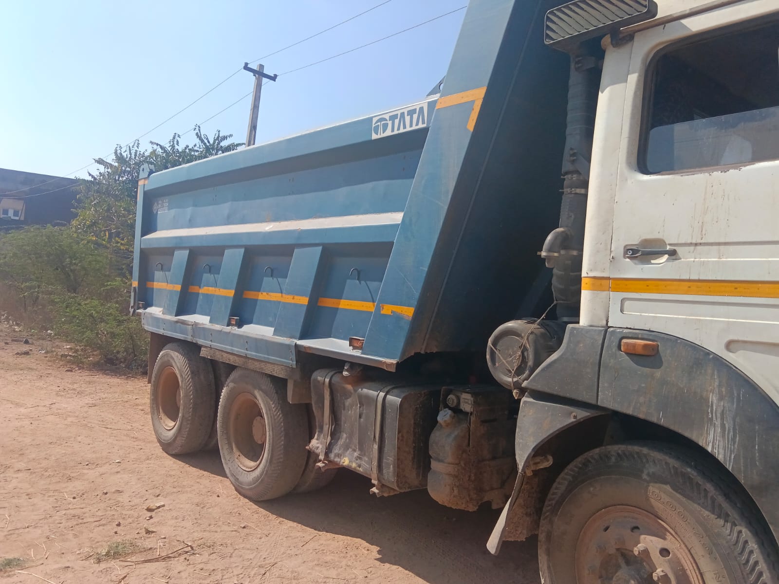 TATA SIGN DUMP TRACK 2518.K 2018