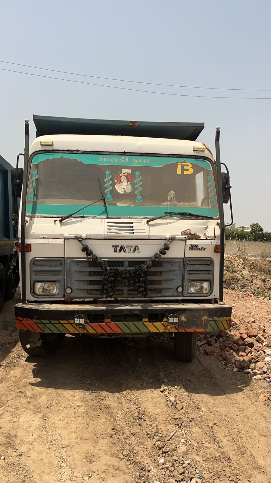 TATA SIGNA DUMP TRUCK 2518 2019