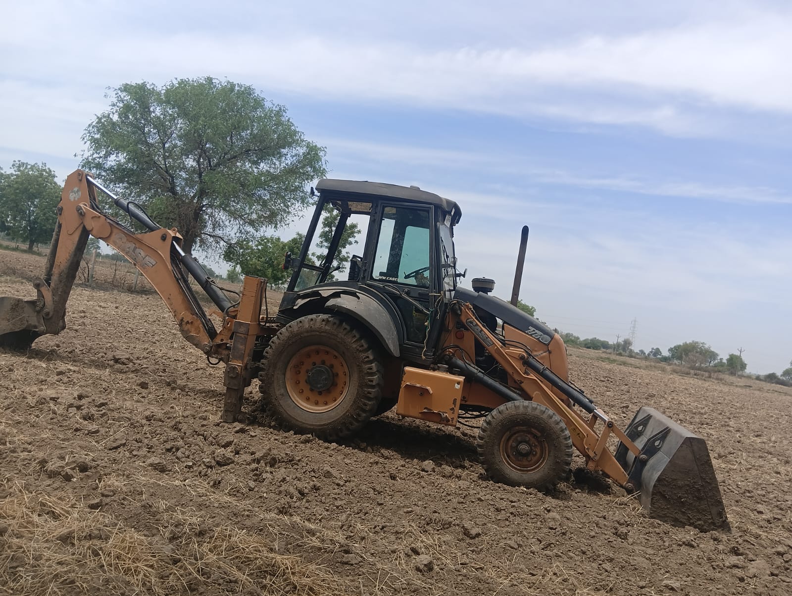 CASE BACKHOE 770 2018