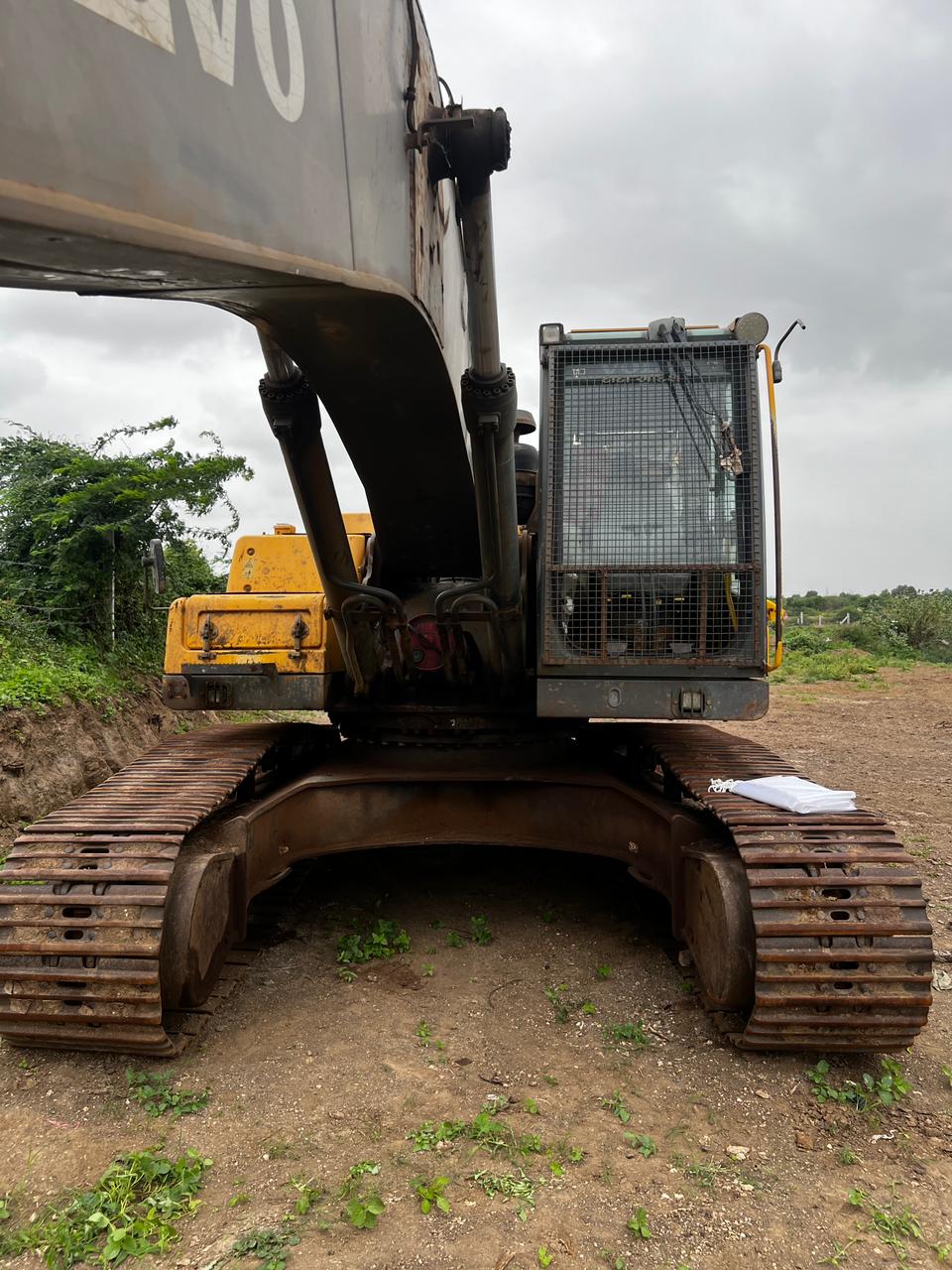 VOLVO EXCAVATORS EC300D 2015