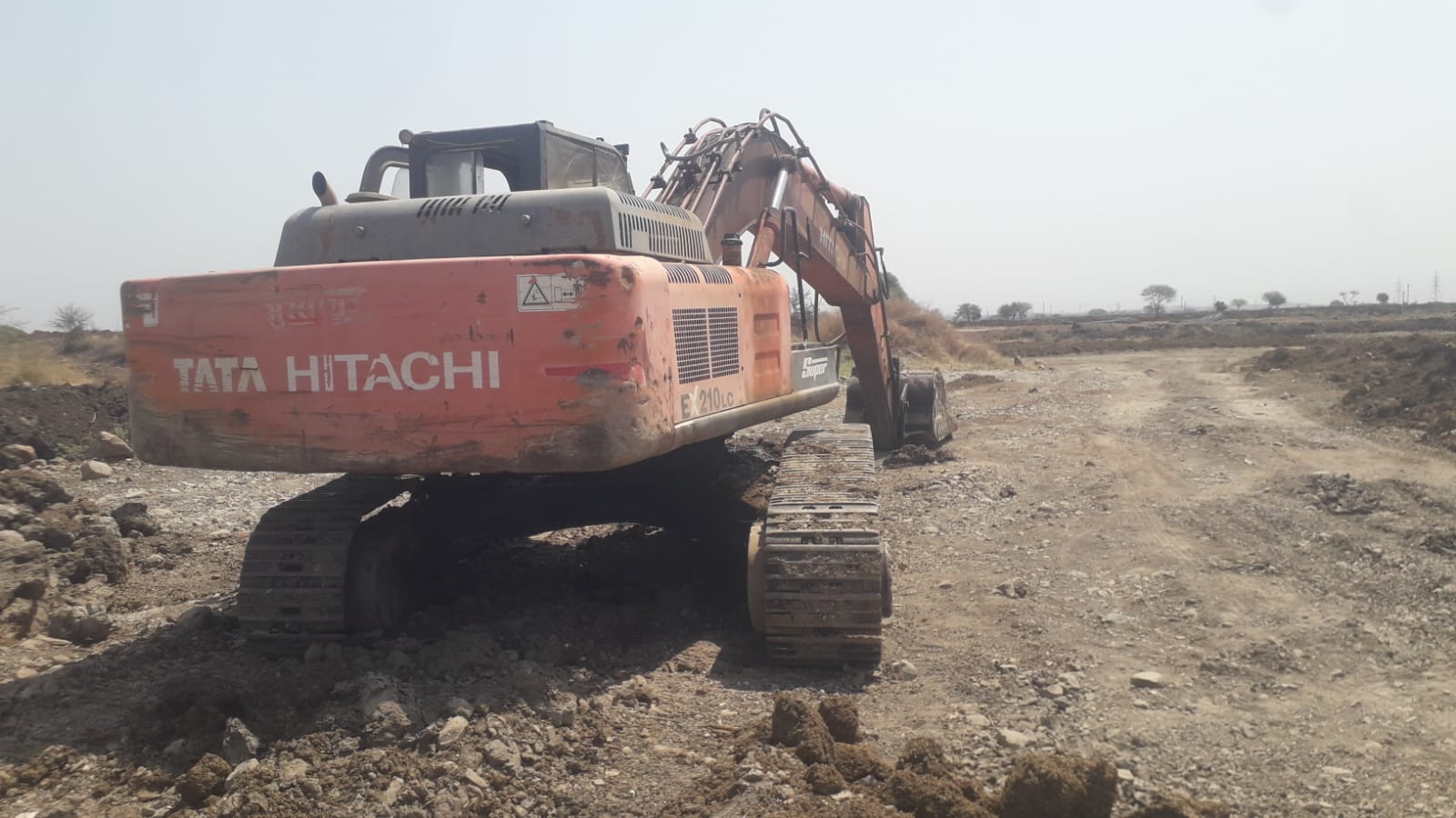 TATA HITACHI EXCAVATOR EX210LC 2022