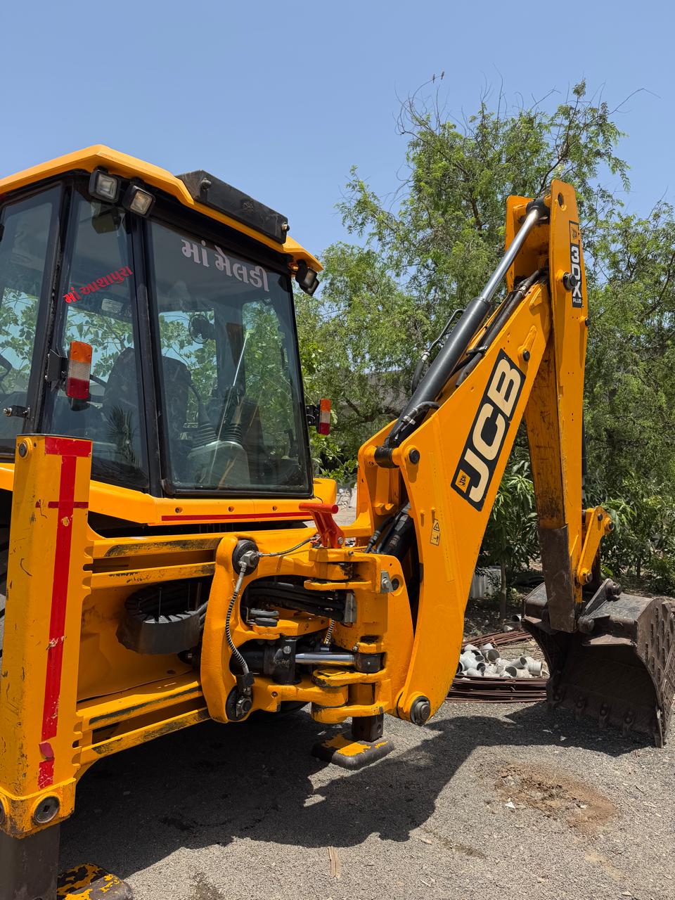 JCB BACKHOE 3DX 2024