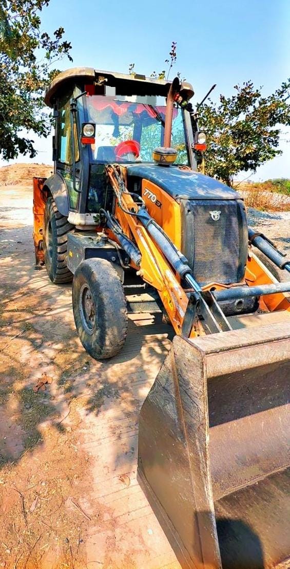 CASE BACKHOE 770 EX 2021