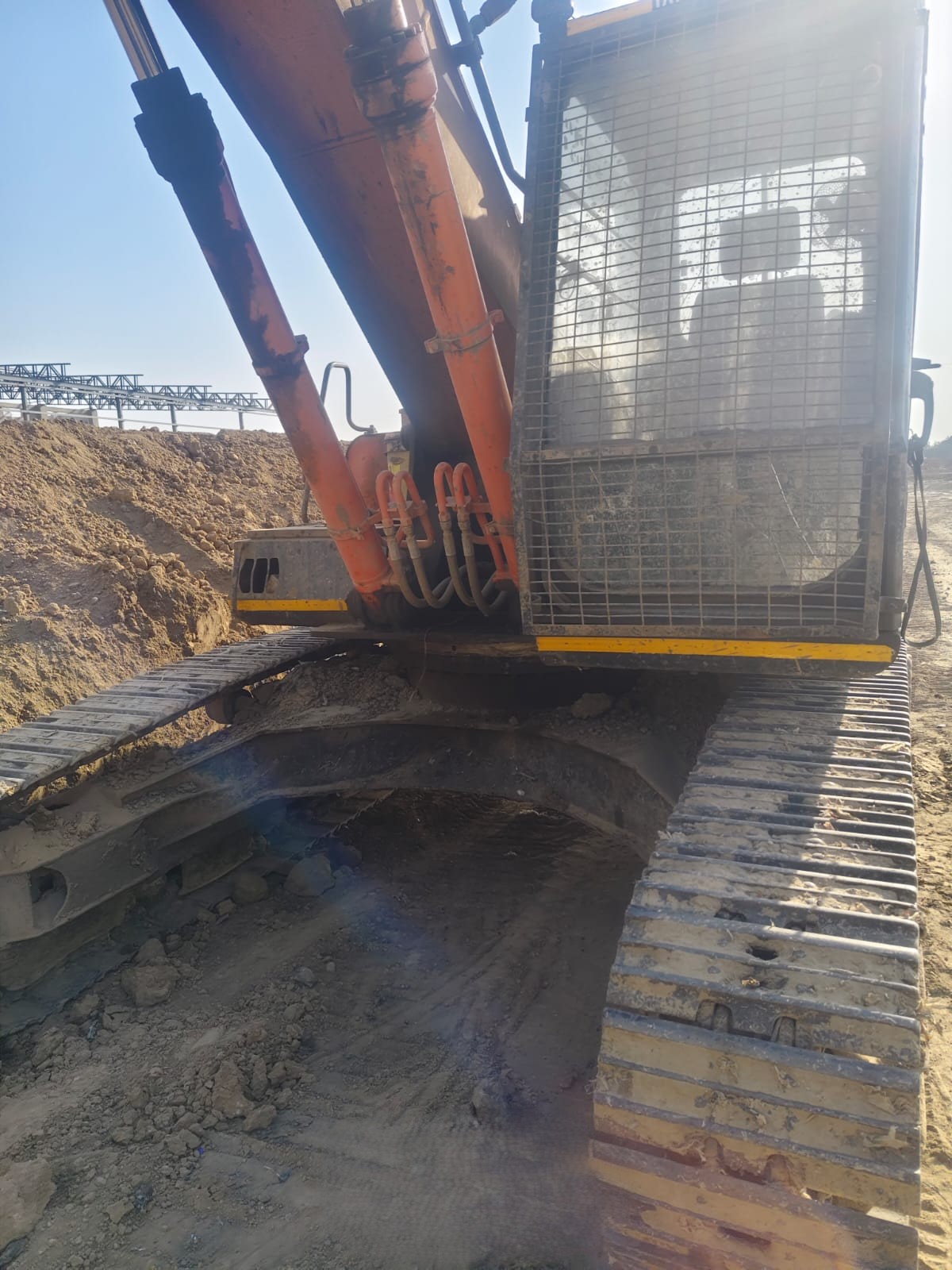 TATA HITACHI EXCAVATOR EX200 2016