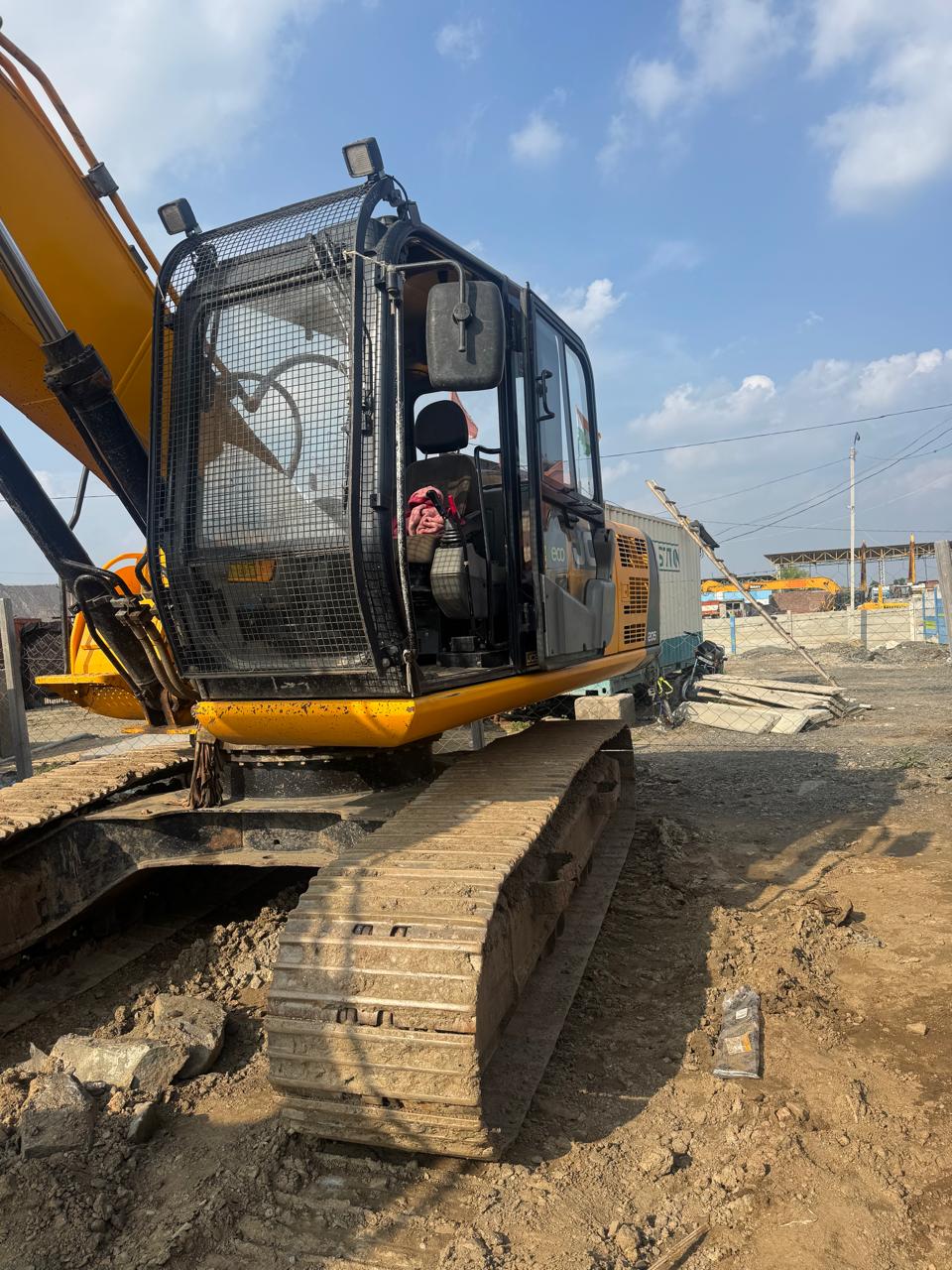 JCB EXCAVATOR JS205 2022