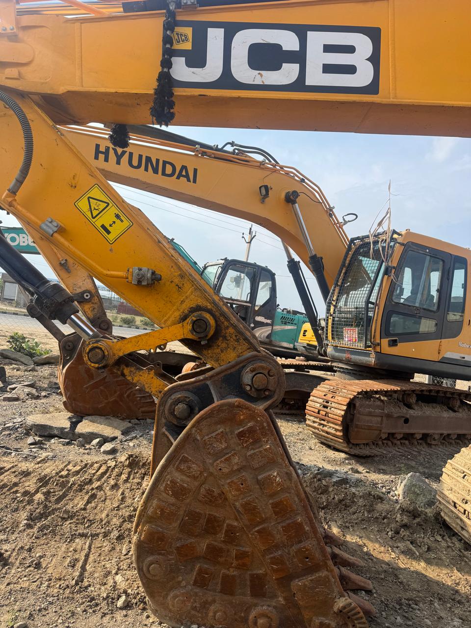 JCB EXCAVATOR JS205 2022