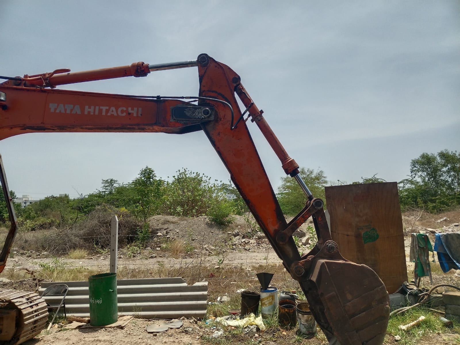 TATA HITACHI EXCAVATAR EX110 2009