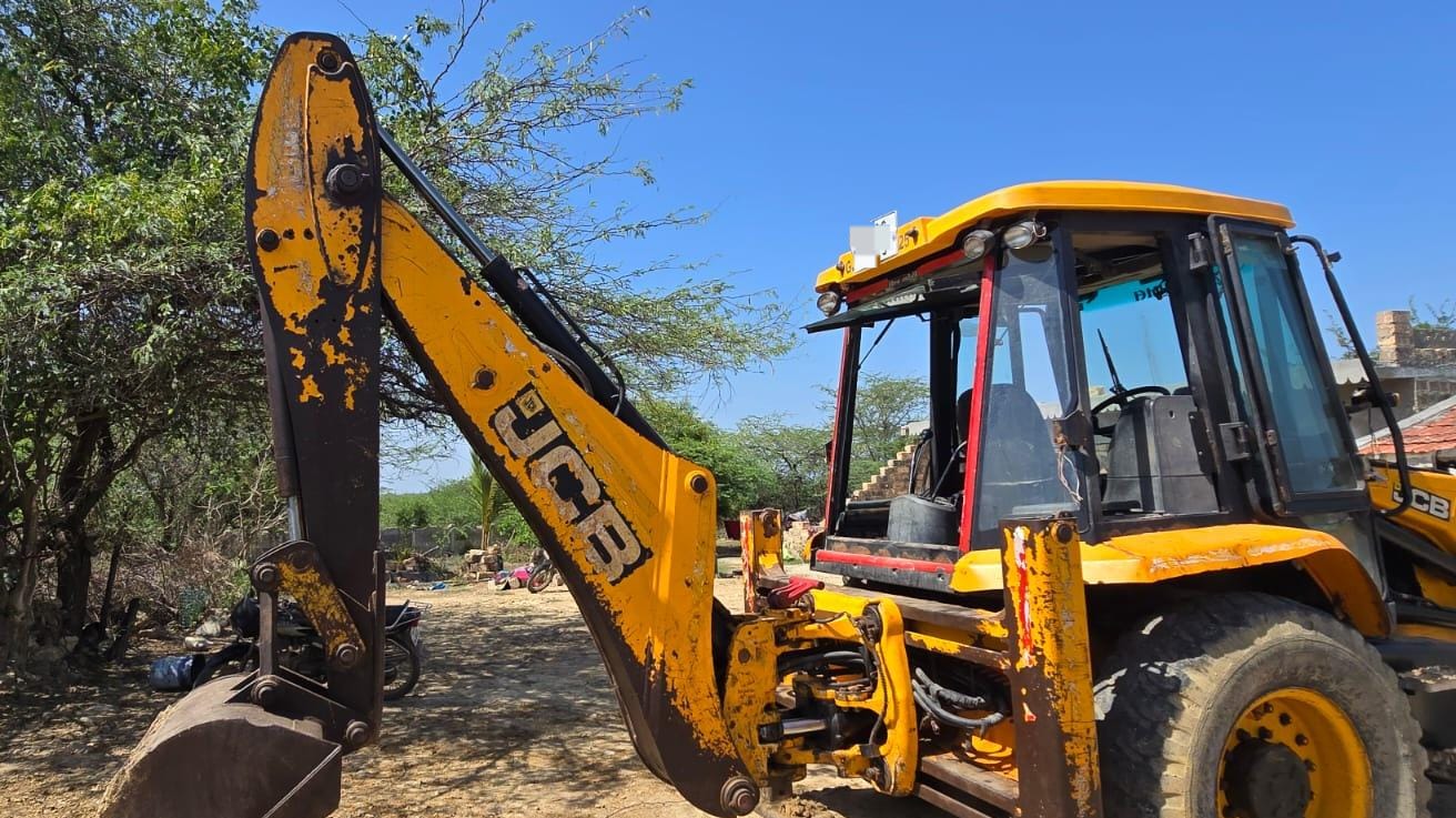 JCB BACKHOE 3DX 2017