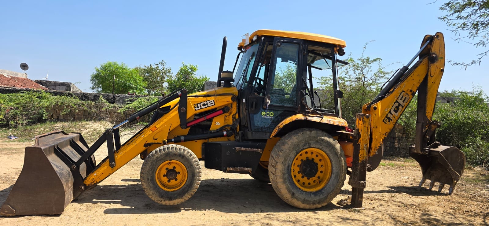 JCB BACKHOE 3DX 2017