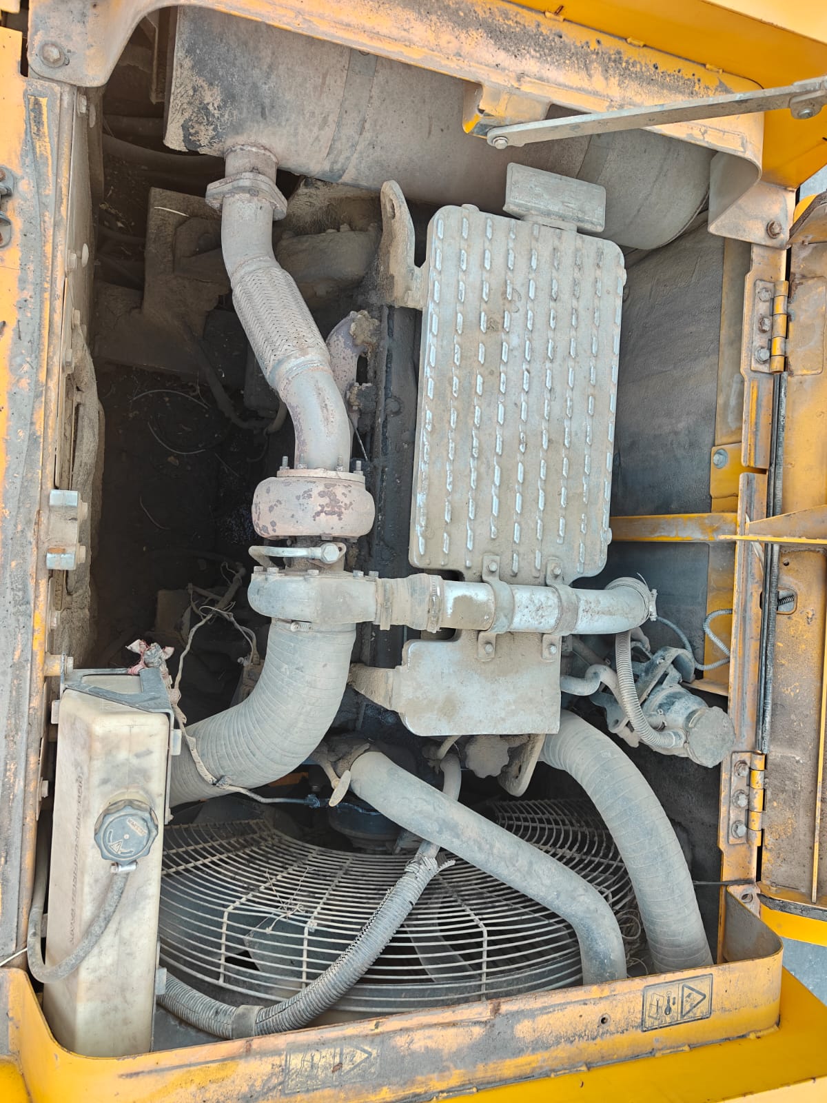 JCB EXCAVATOR 380LC 2019