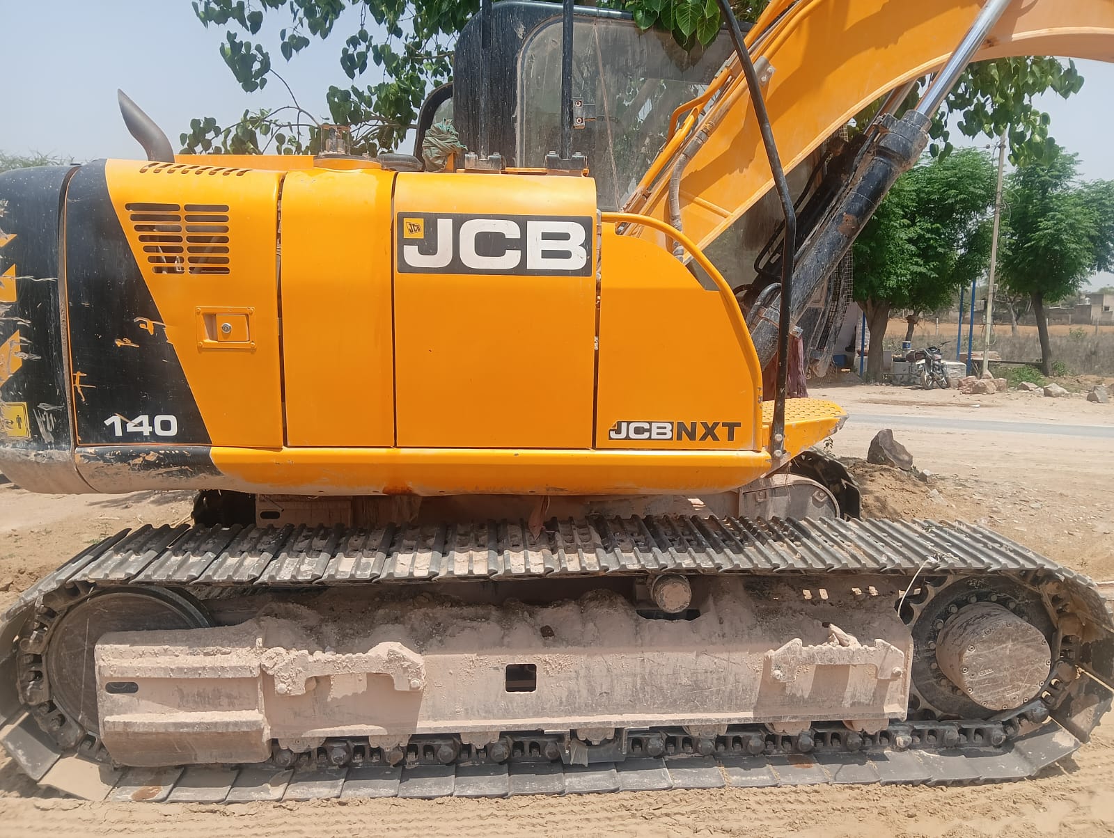 JCB EXCAVATOR JS140 2022