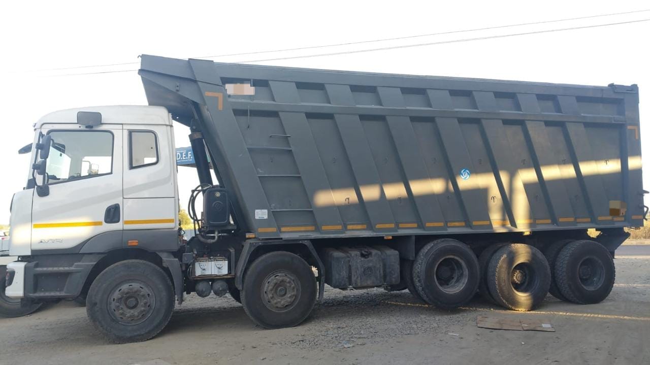 ASHOK LEYLAND DUMP TRUCK 4825.TK 2024