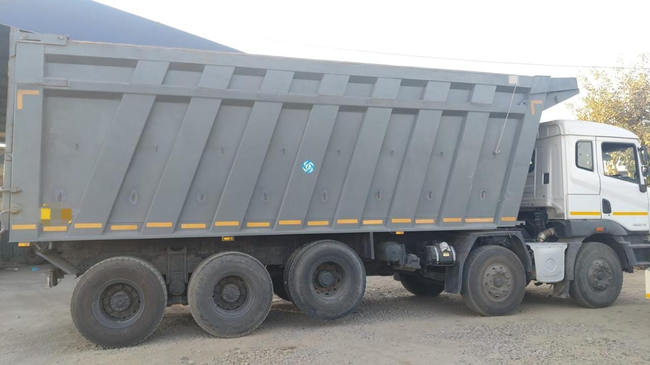 ASHOK LEYLAND DUMP TRUCK 4825.TK 2024
