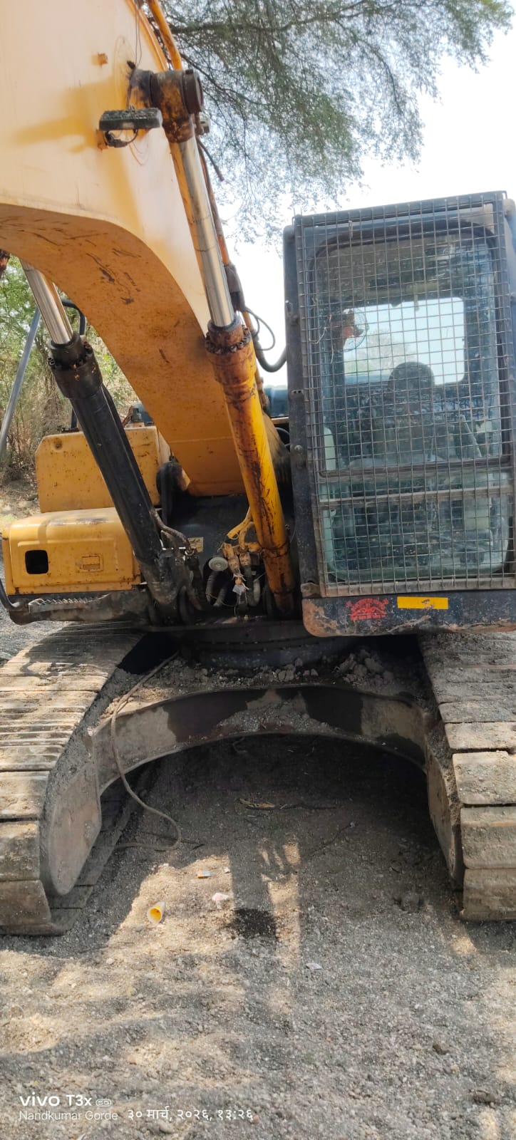 HYUNDAI EXCAVATOR R210 2017