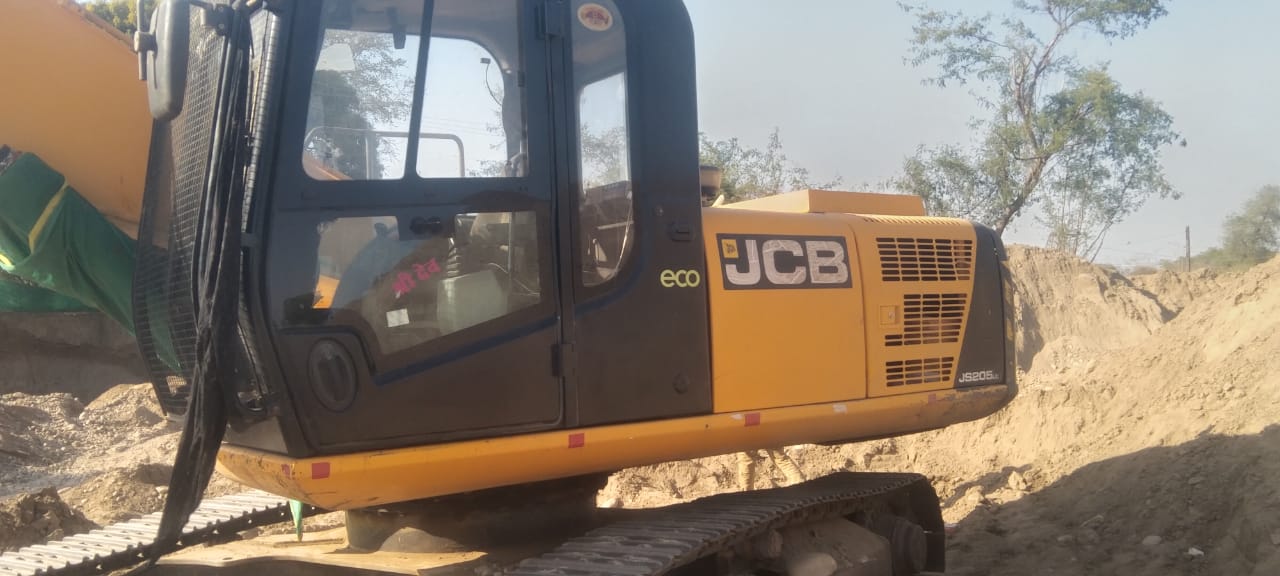 JCB EXCAVATOR JS205 2019
