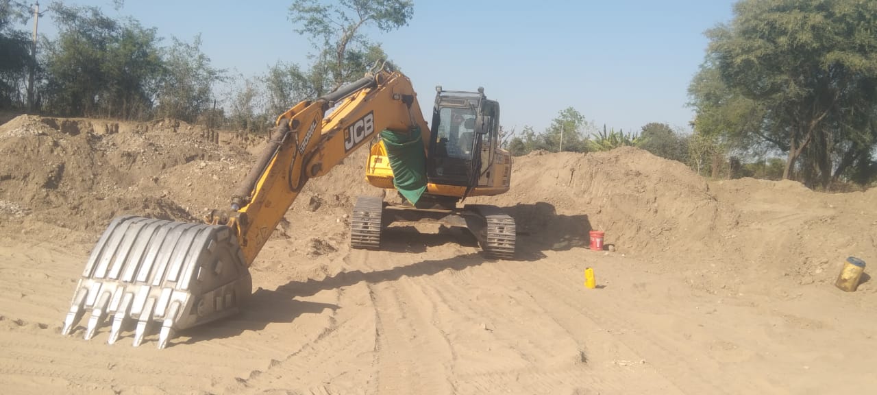 JCB EXCAVATOR JS205 2019