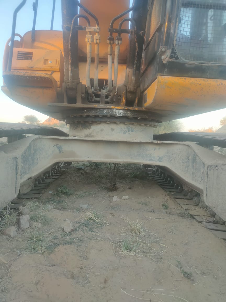 JCB EXCAVATOR JS205 2019