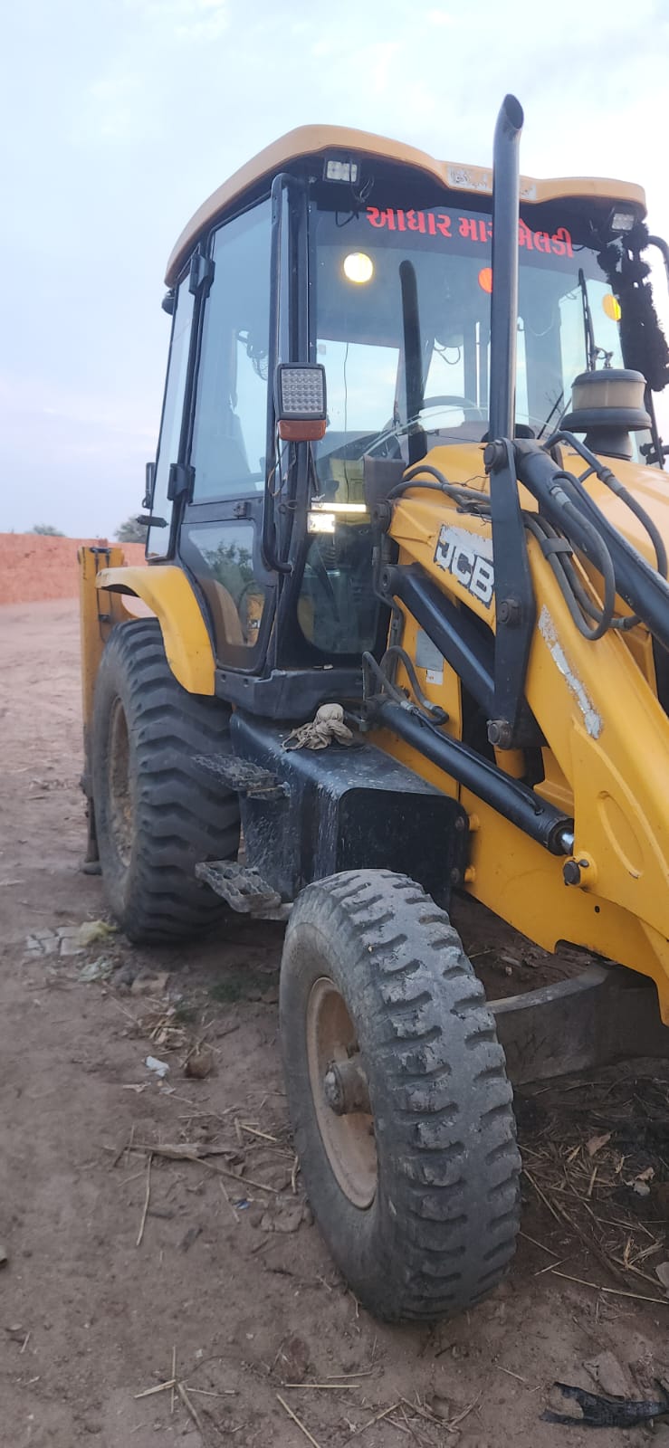 JCB BACKHOE 3DX 2019