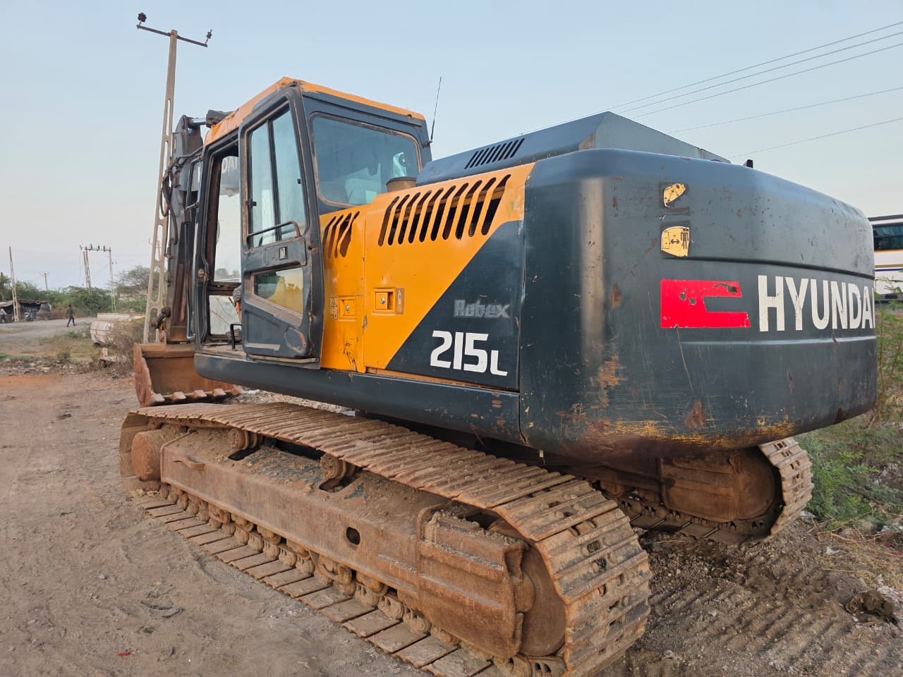 HYUNDAI EXCAVATOR R215L 2022