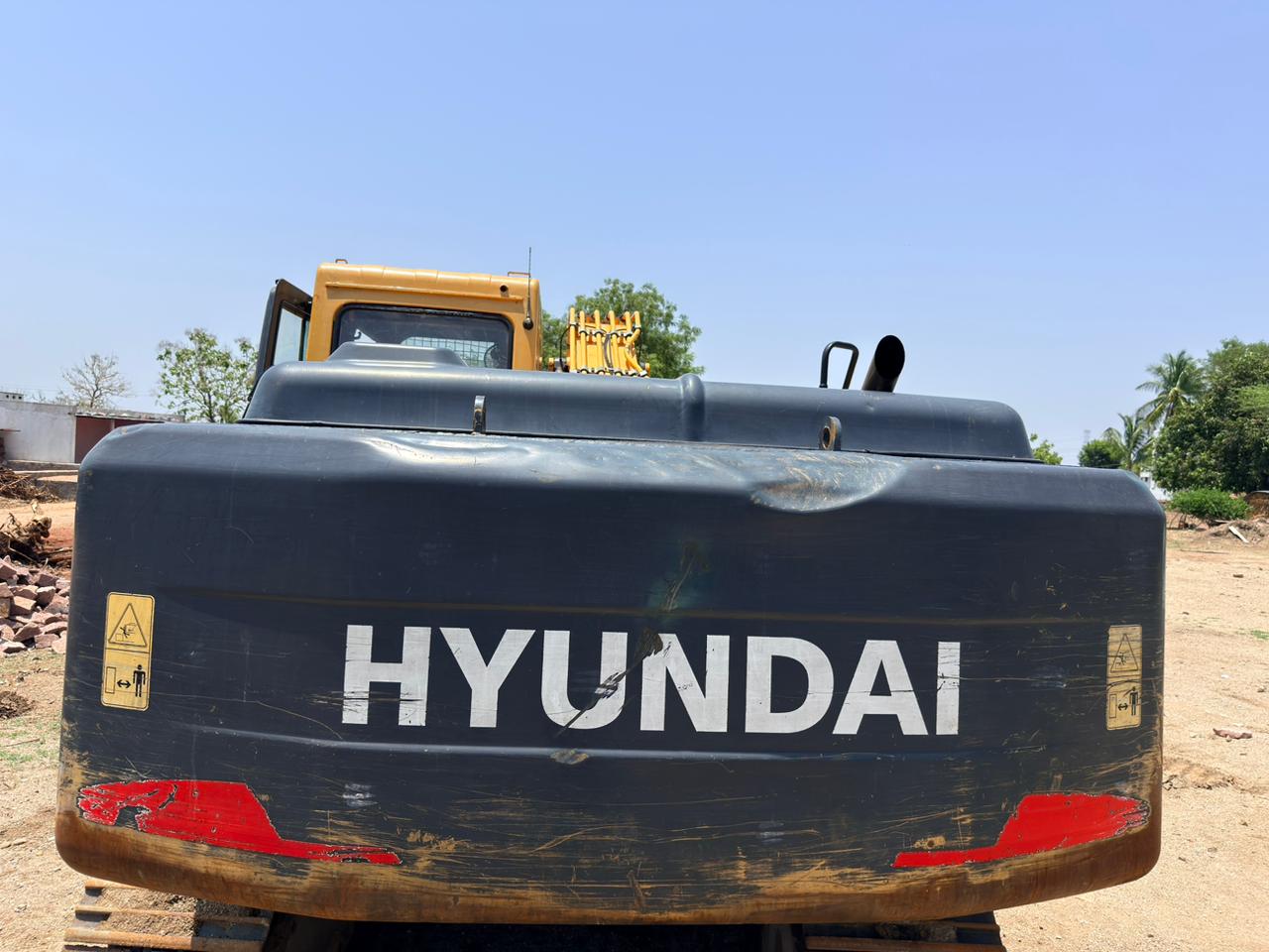 HYUNDAI EXCAVATOR R210 2021