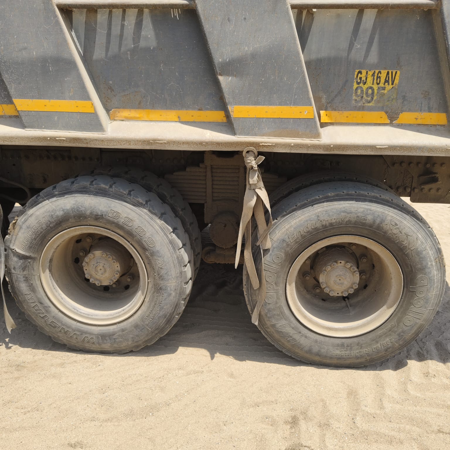 ASHOK LEYLAND DUMP TRUCK 4825.TK 2021