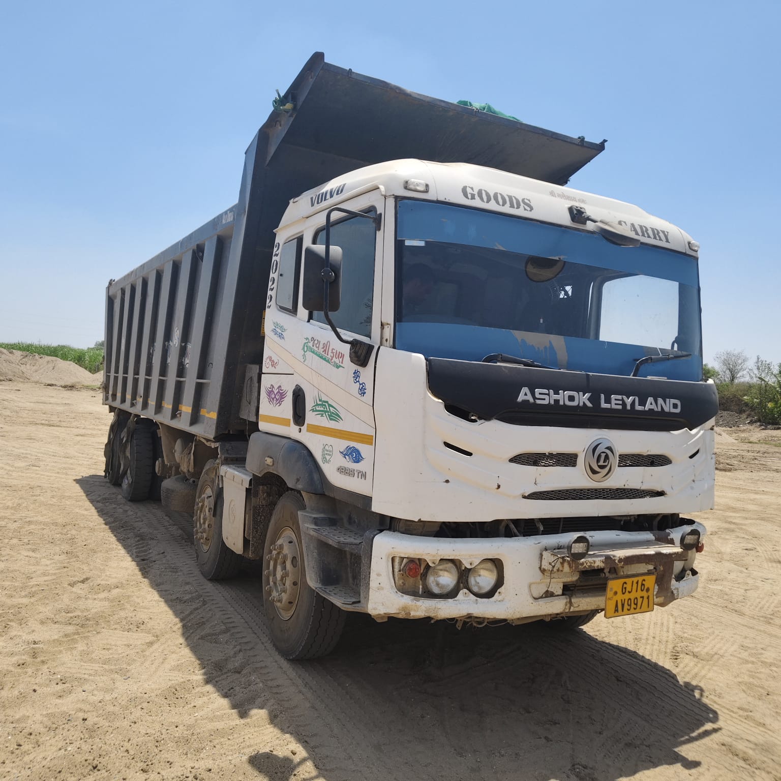 ASHOK LEYLAND DUMP TRUCK 4825.TK 2022