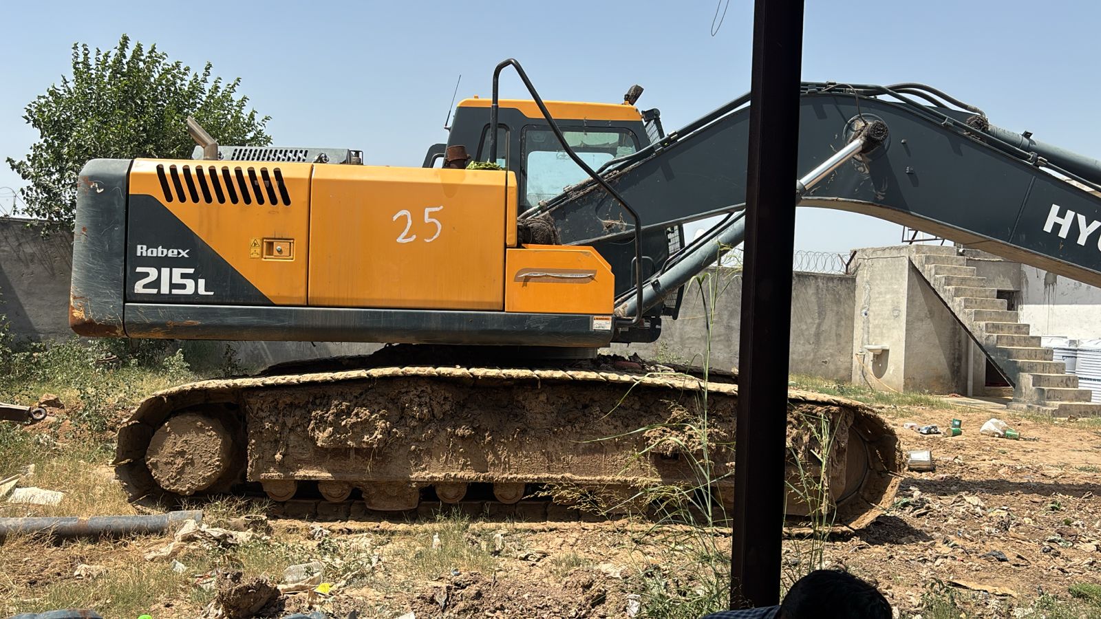 HYUNDAI EXCAVATOR R215L 2023