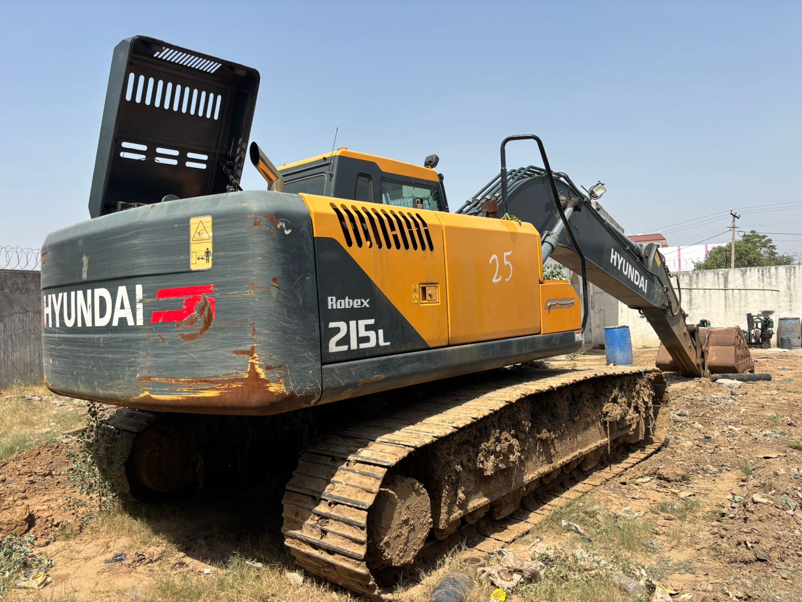 HYUNDAI EXCAVATOR R215L 2023