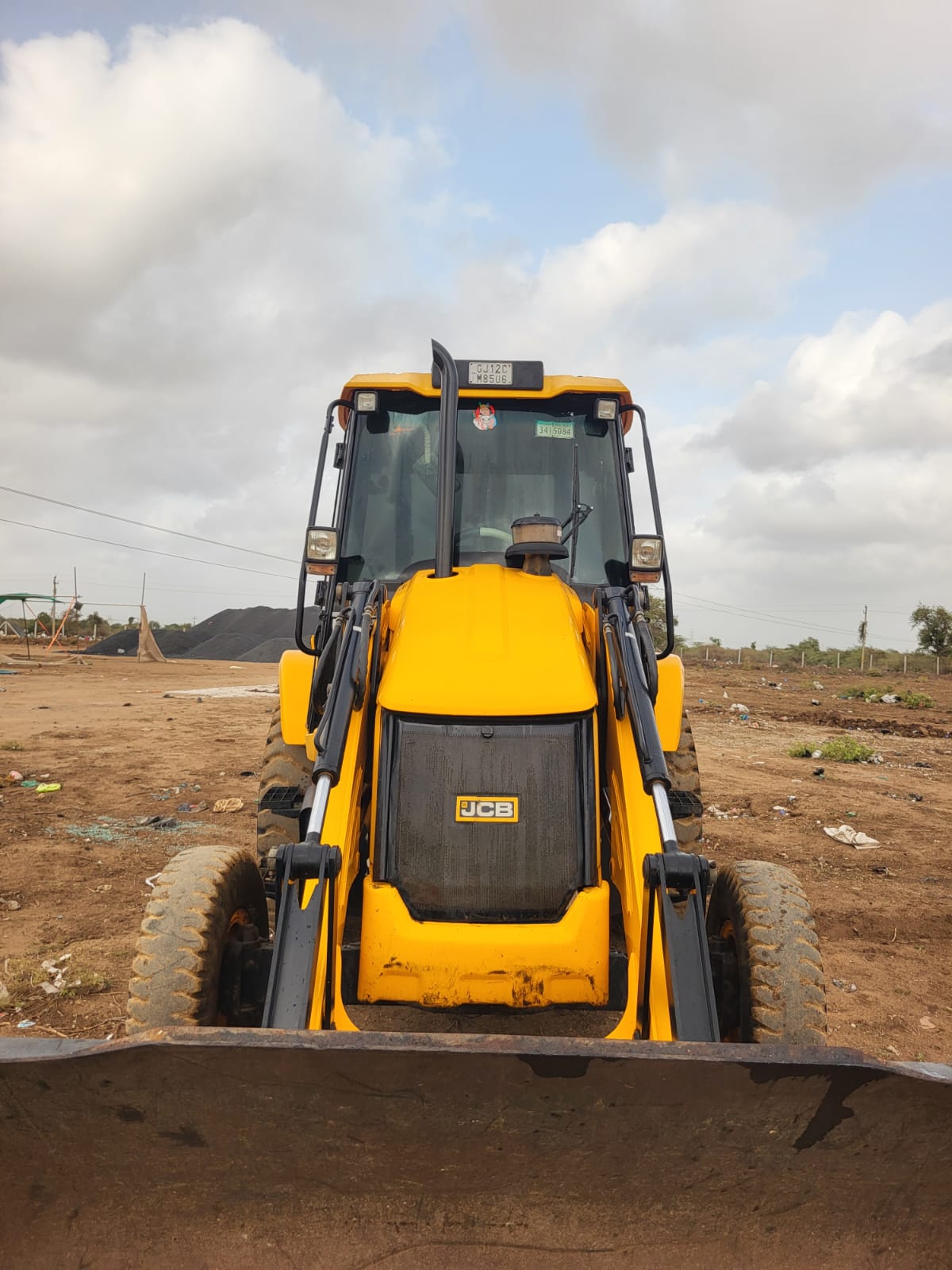 JCB BACKHOE 3DX 2024