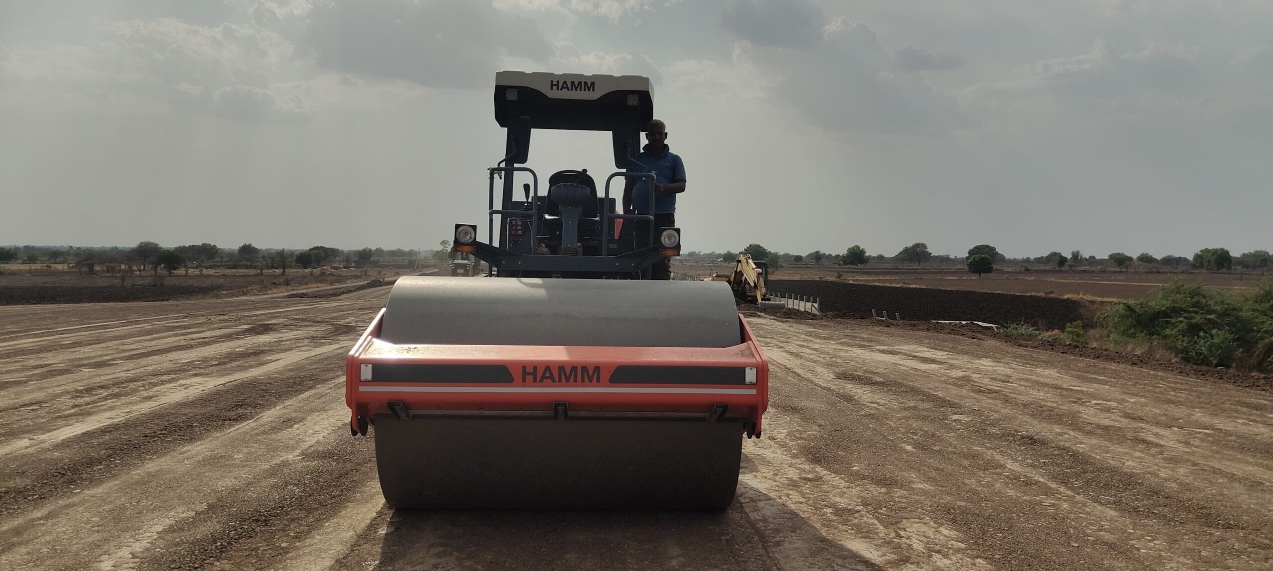 HAMM SOIL COMPACTOR HC 119 ROLLER 2025