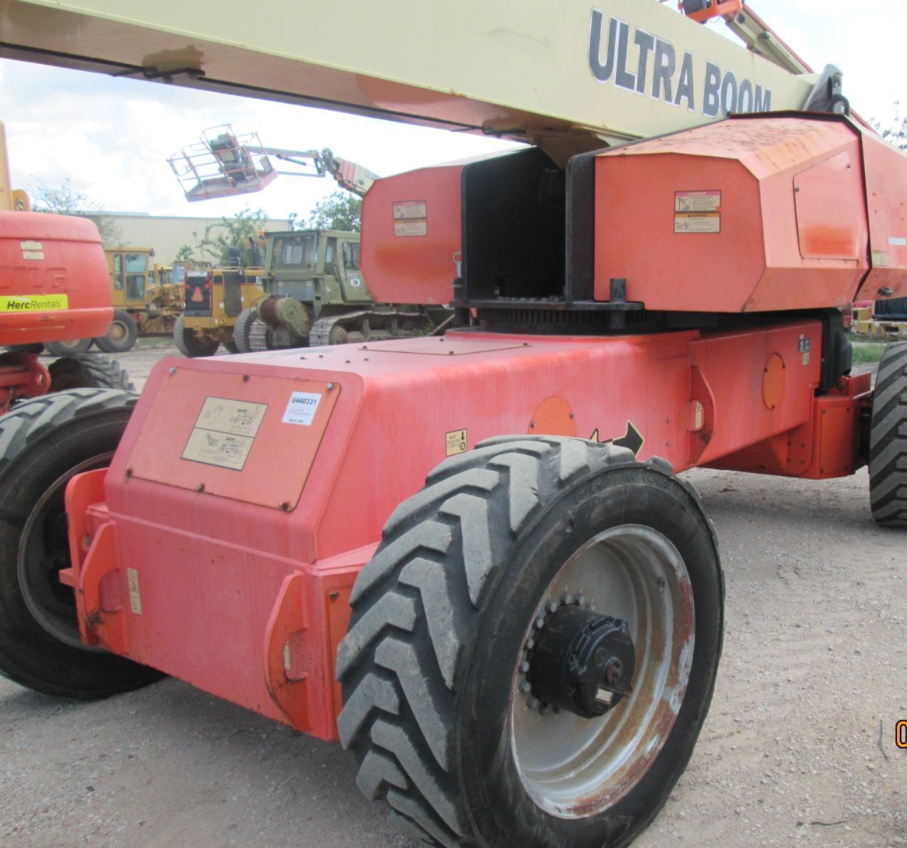 JLG BOOM LIFT 1350SJP 2012