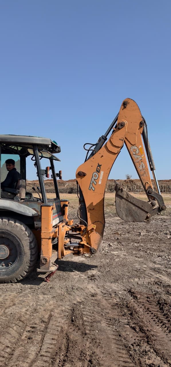 CASE BACKHOE 770 EX 2021