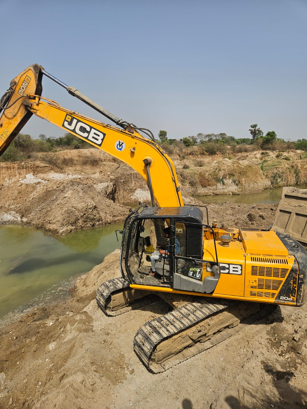 JCB EXCAVATOR JS205 2021