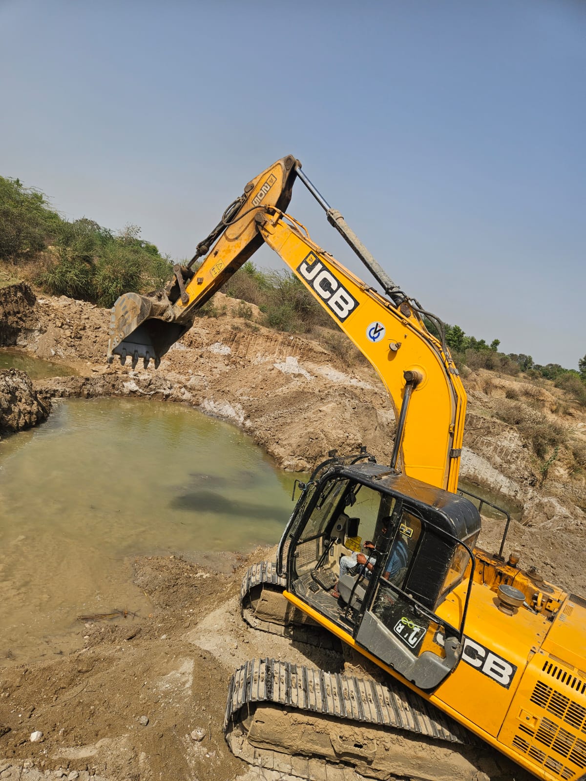 JCB EXCAVATOR JS205 2021