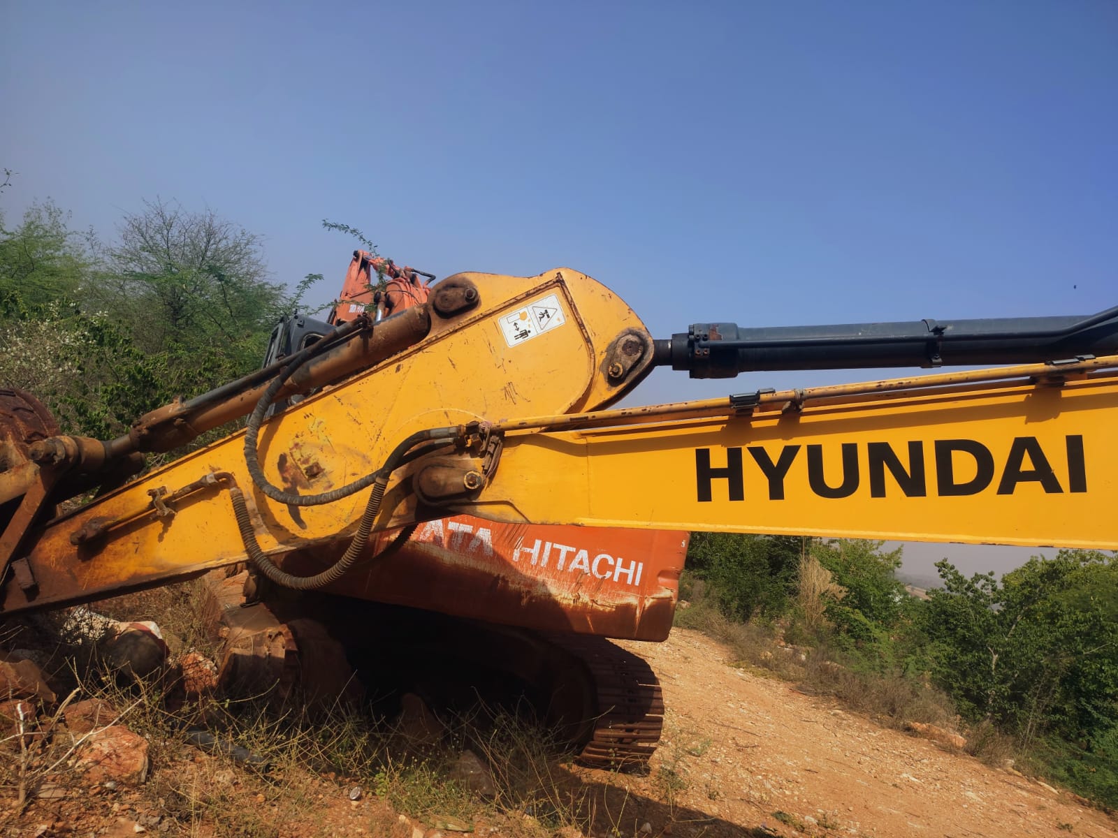 HYUNDAI EXCAVATOR R215L SMART PLUS 2016
