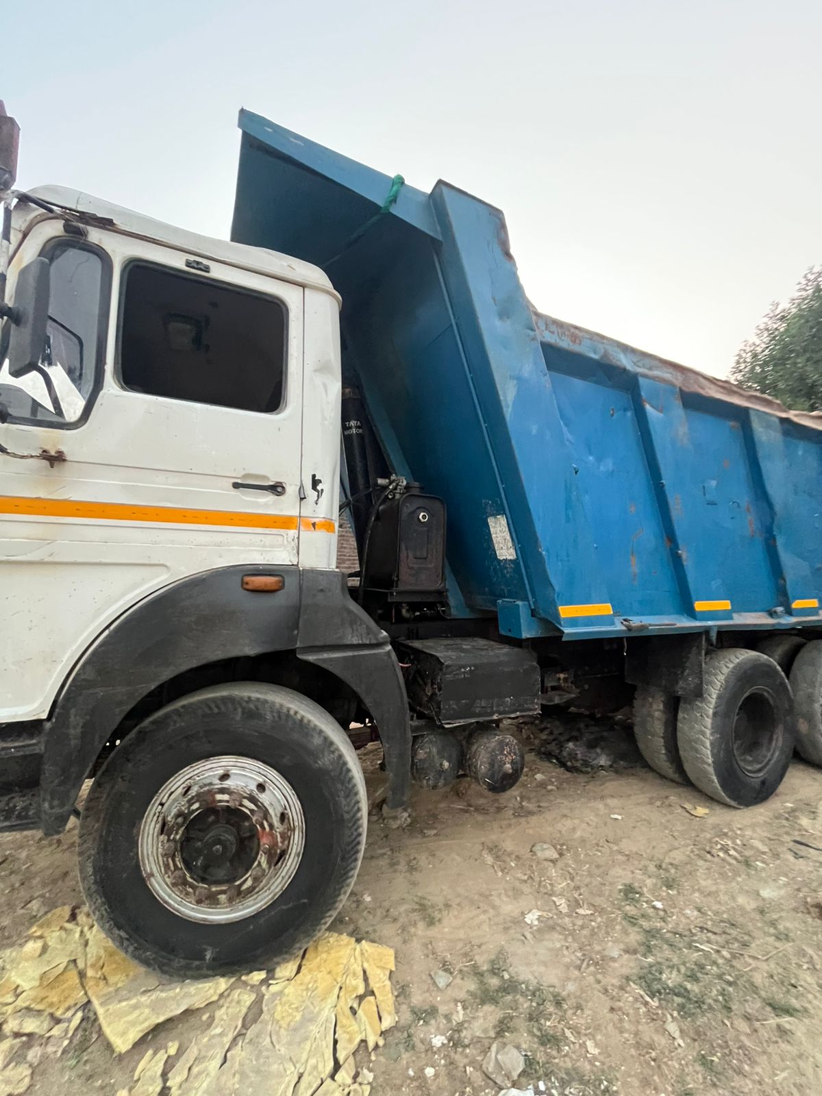 TATA SIGNA DUMP TRUCK 2815.TK 2018